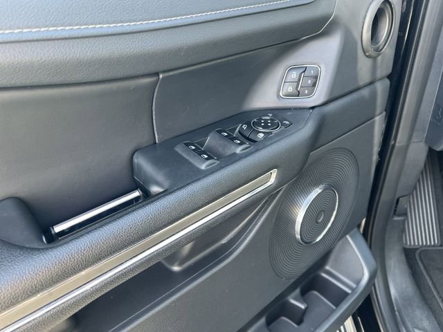 Used 2024 Ford Expedition Max XLT image 22