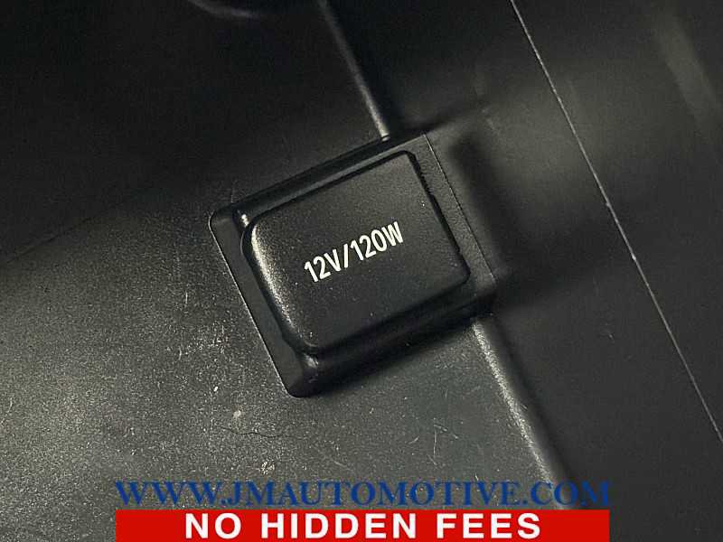 Used 2018 Toyota Highlander Plus image 38