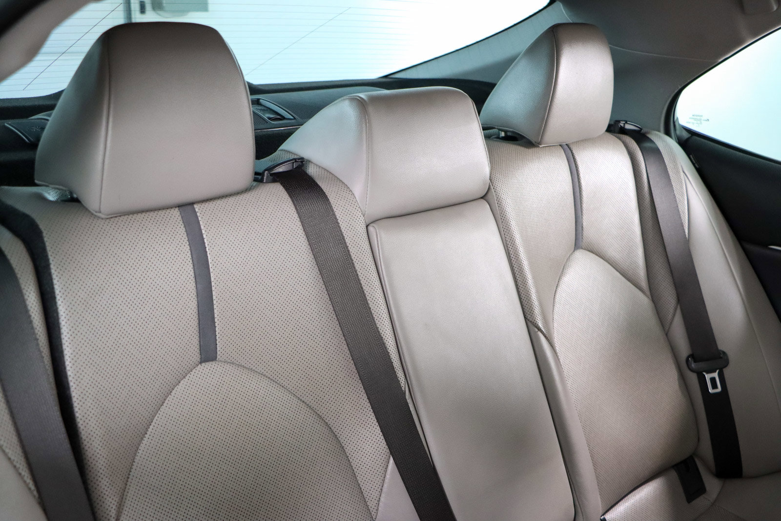 Used 2022 Toyota Camry XLE w/ Navigation Package image 28