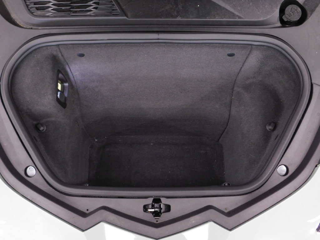 Used 2024 Chevrolet Corvette Stingray Preferred Cpe w/ Z51 Performance Package RWD image 13