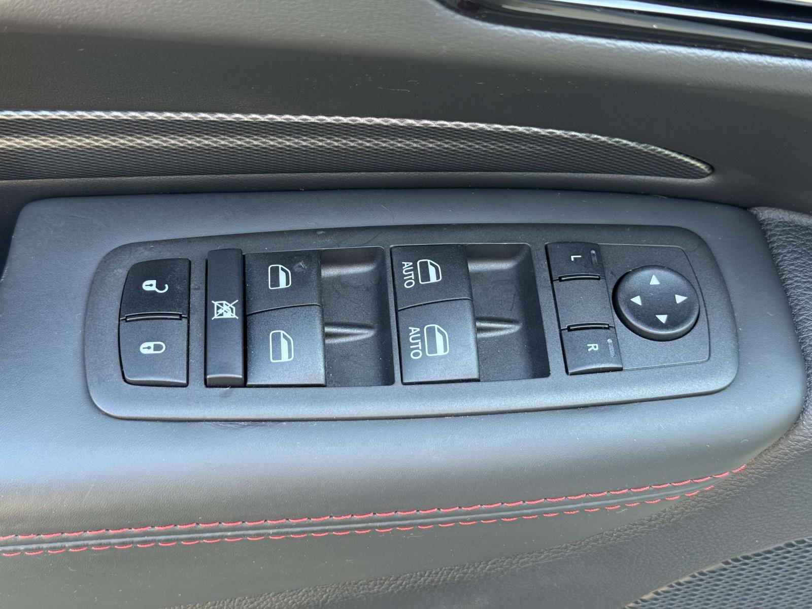 Used 2023 Dodge Durango GT AWD/4WD image 30