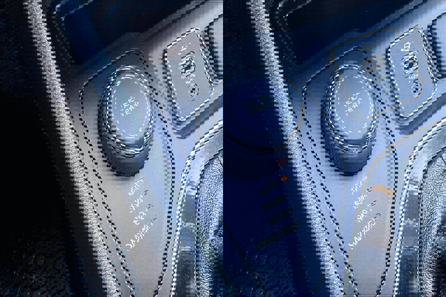 Used 2021 Jeep Cherokee Limited image 28