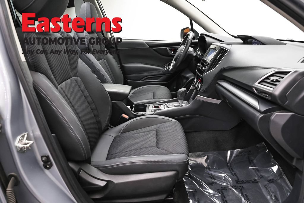 Used 2023 Subaru Forester Premium AWD/4WD image 27