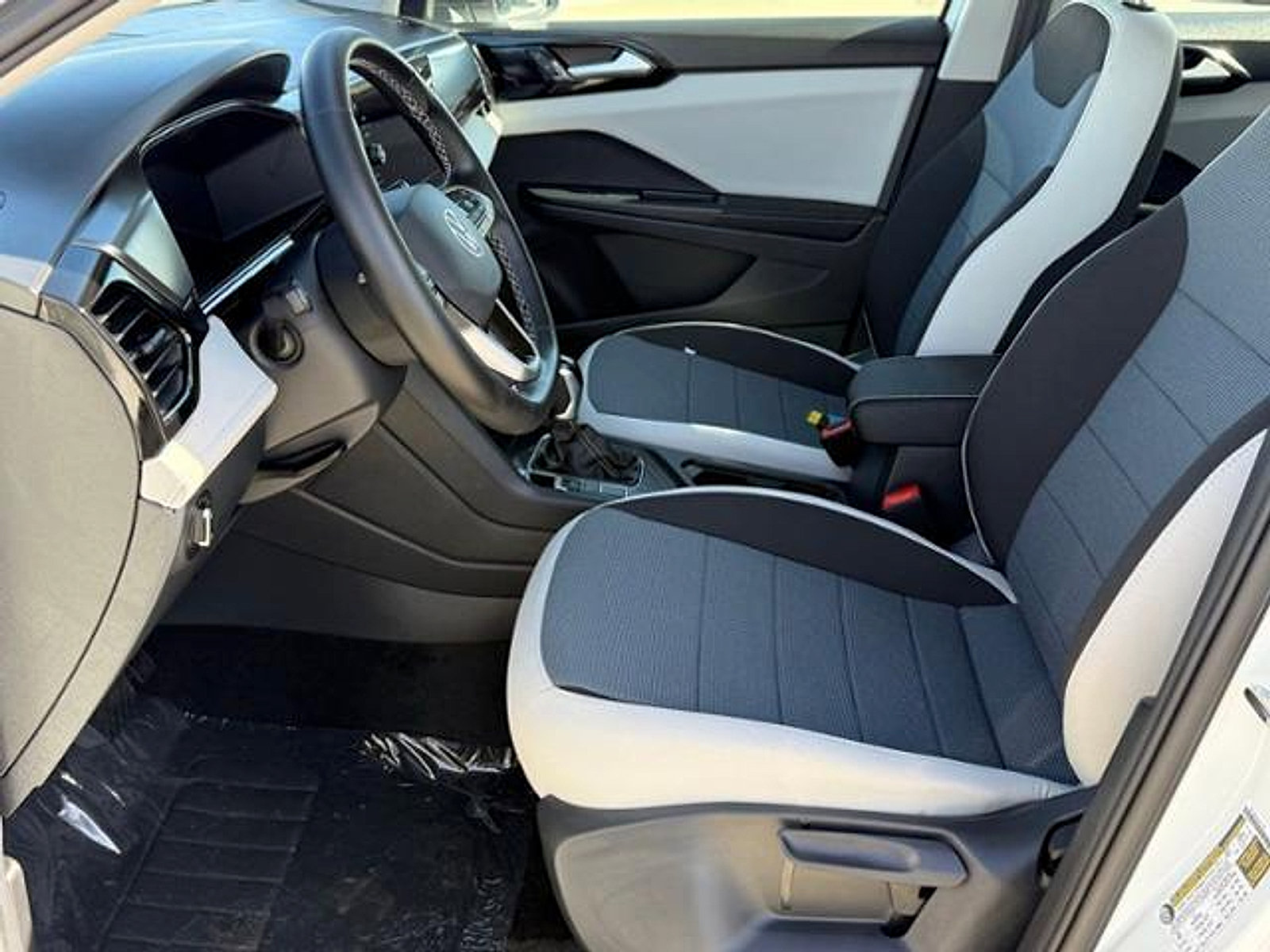 New 2026 Volkswagen Taos S FWD image 11