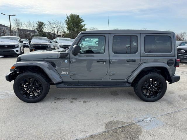 Used 2023 Jeep Wrangler Unlimited Sahara w/ Cold Weather Group image 11