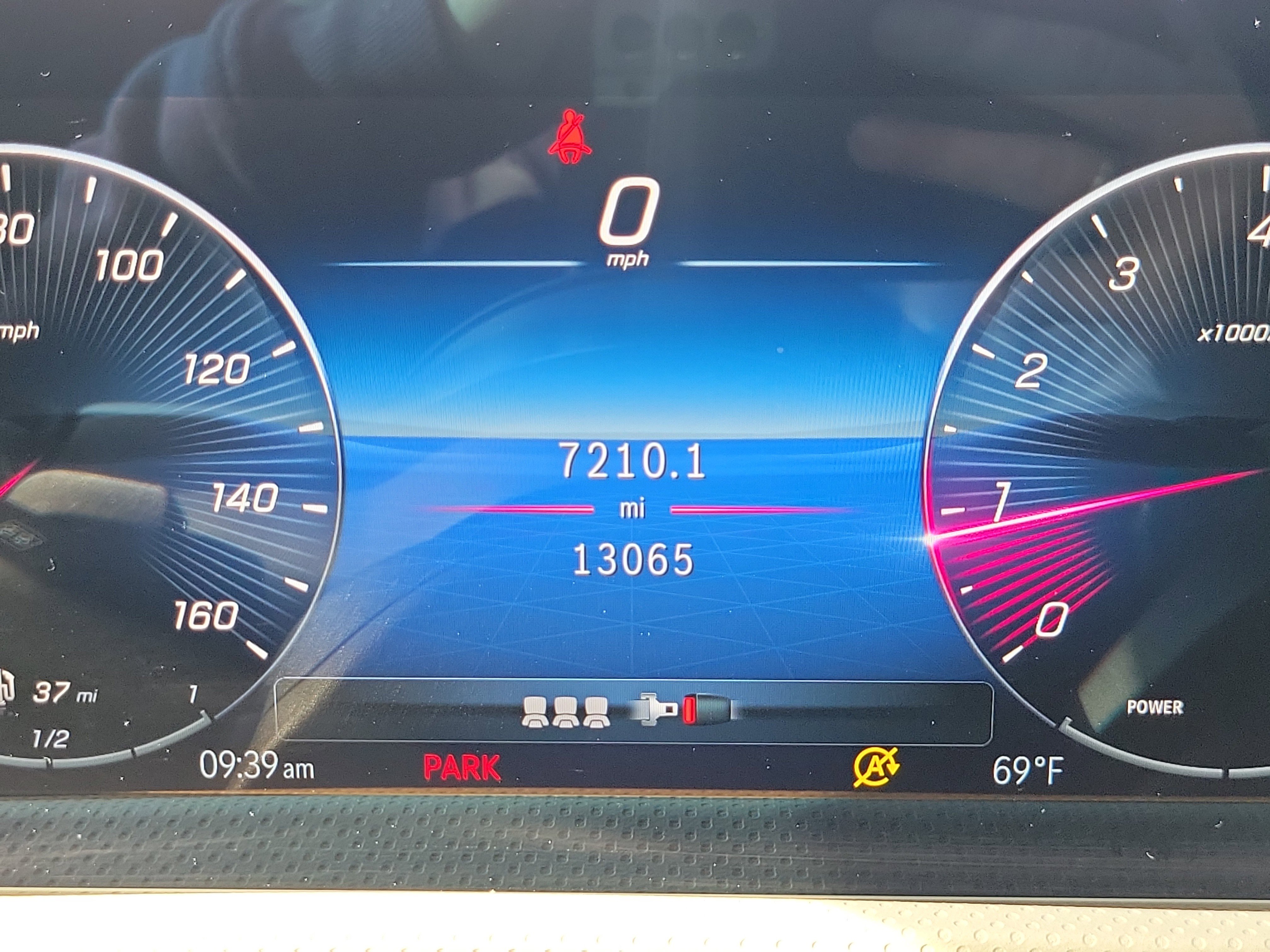 Used 2025 Mercedes-Benz CLA 250 image 29