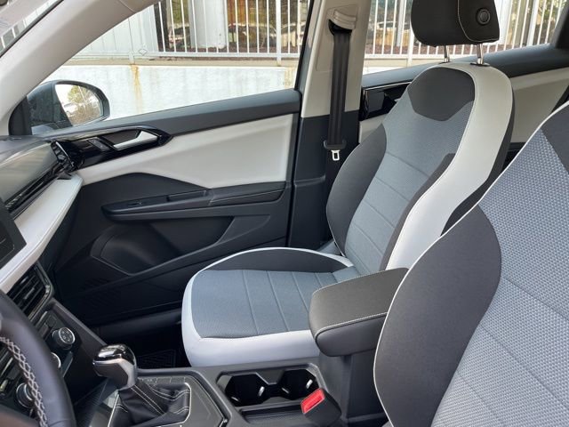 New 2026 Volkswagen Taos S image 10
