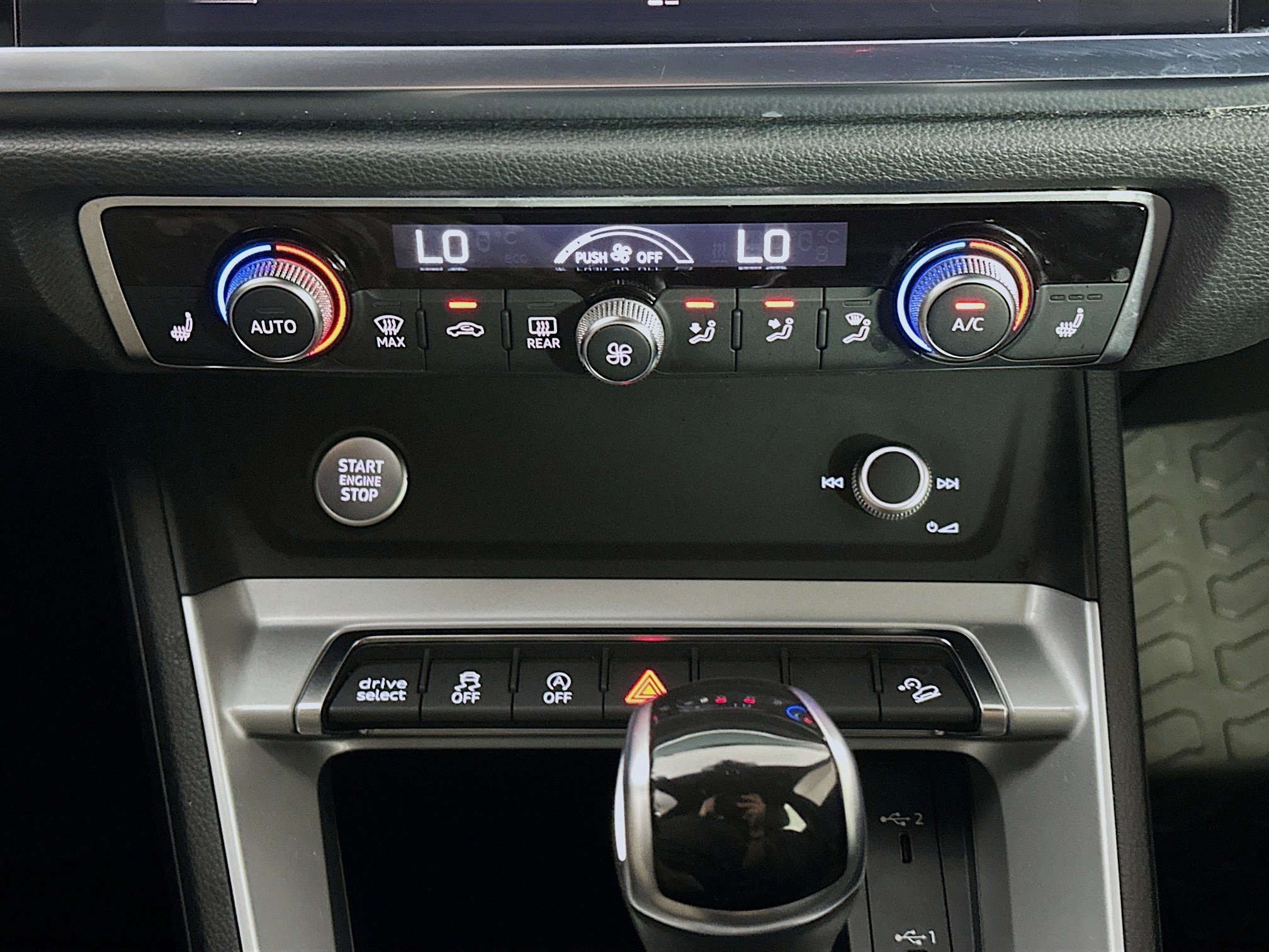 Used 2020 Audi Q3 2.0T Premium w/ Convenience Package image 22