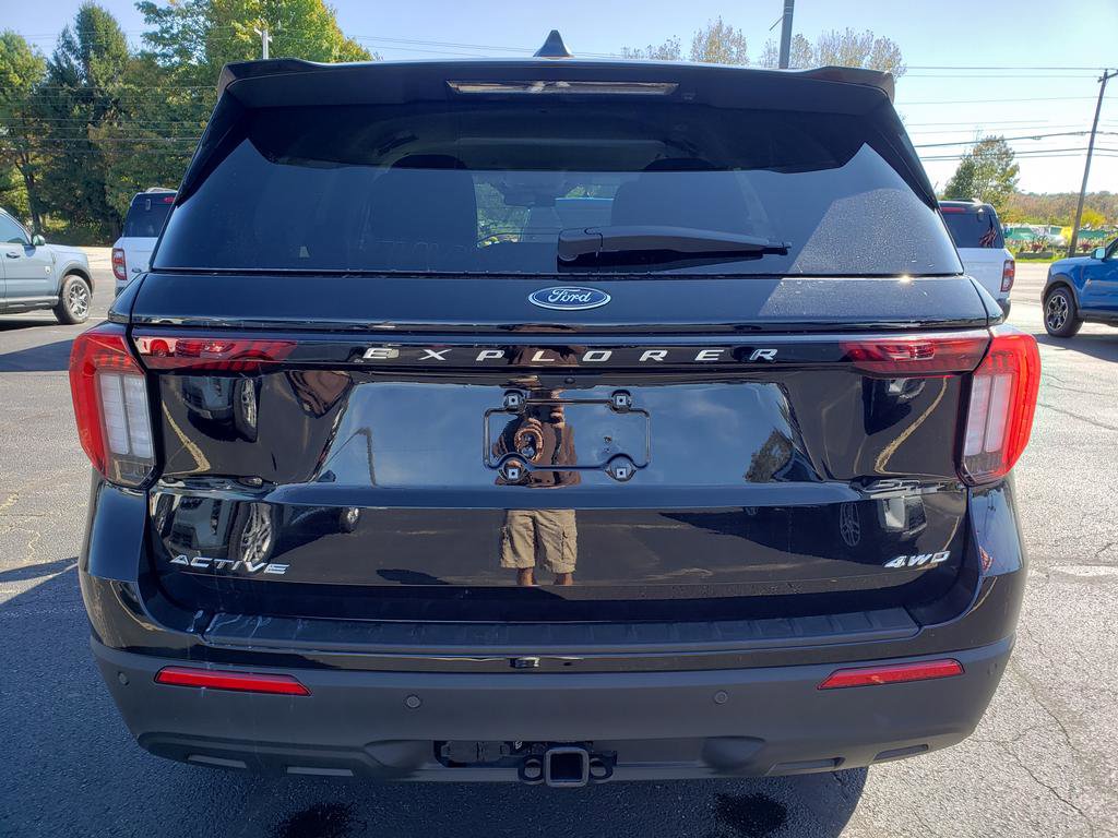 New 2026 Ford Explorer Active image 6
