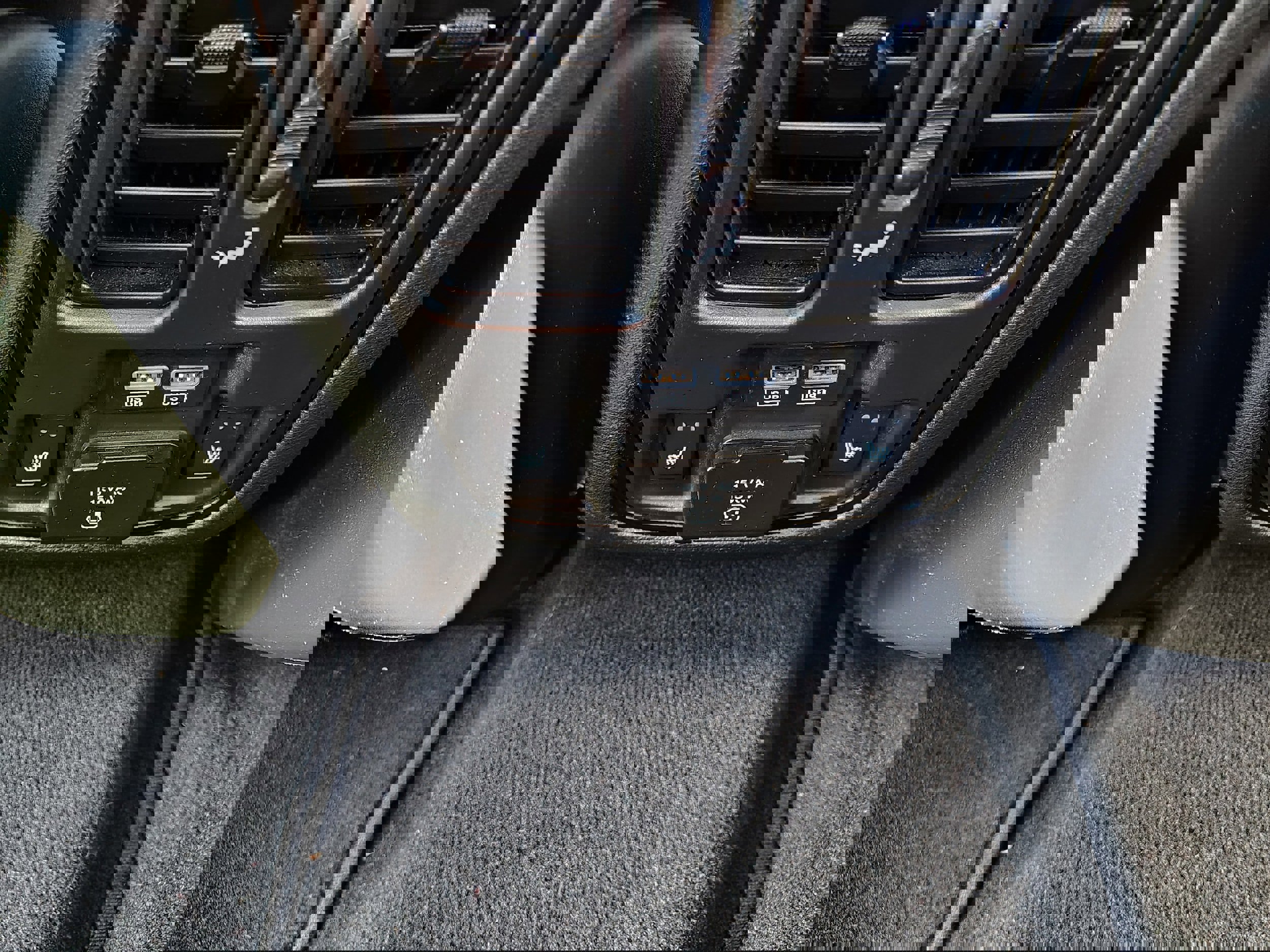 Certified 2024 Dodge Durango R/T image 26