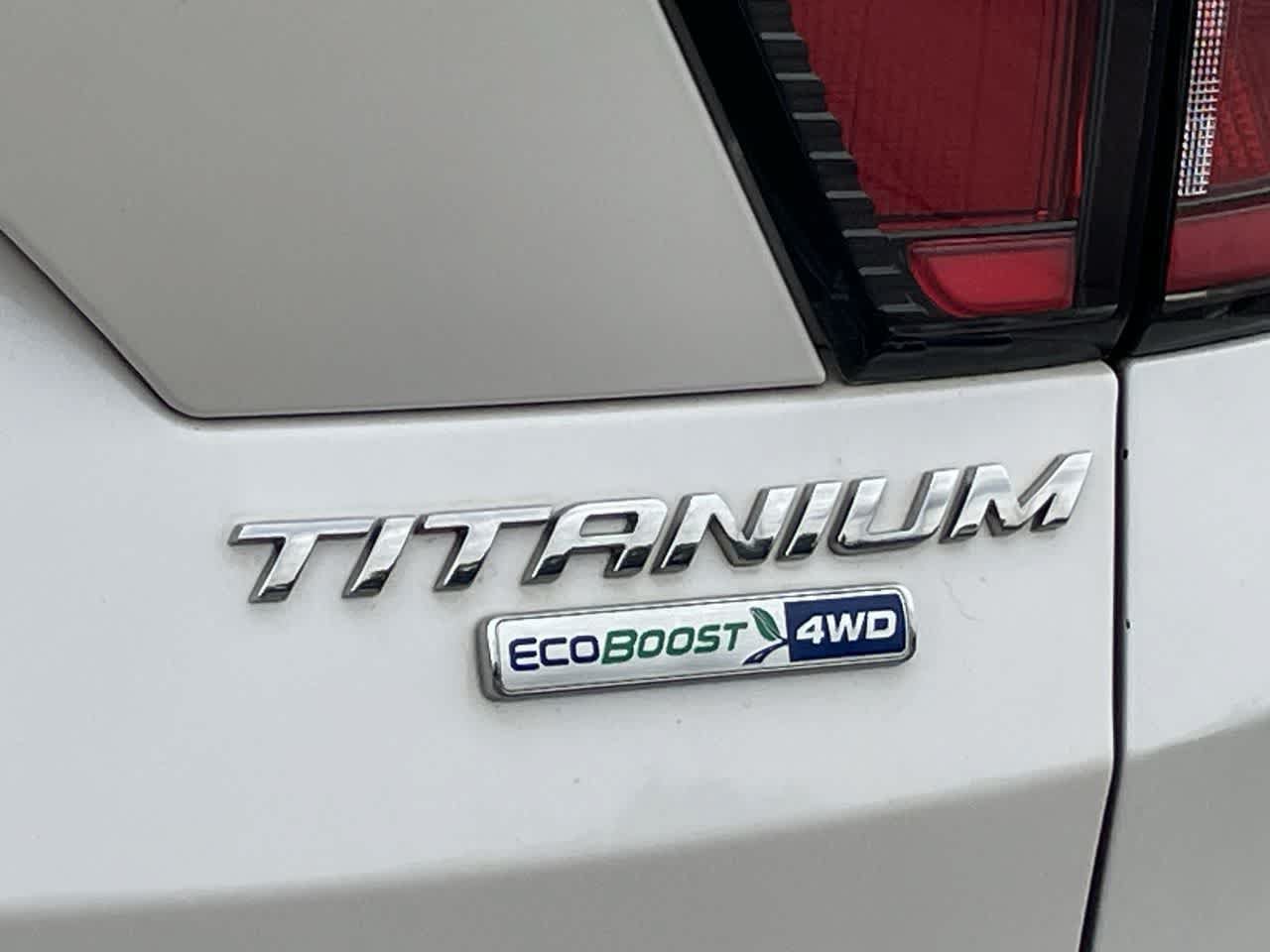 Used 2017 Ford Escape Titanium AWD/4WD image 47
