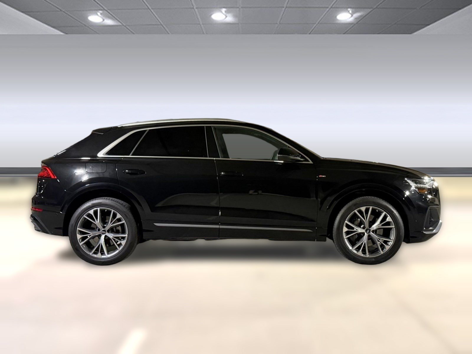 Certified 2023 Audi Q8 Premium Plus w/ Premium Plus Package AWD/4WD image 8