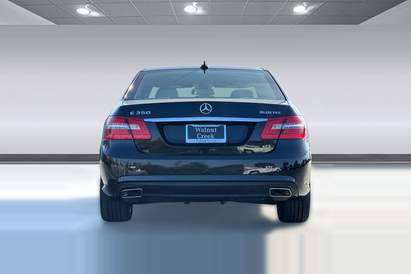 Used 2012 Mercedes-Benz E 350 BlueTEC Sedan image 10