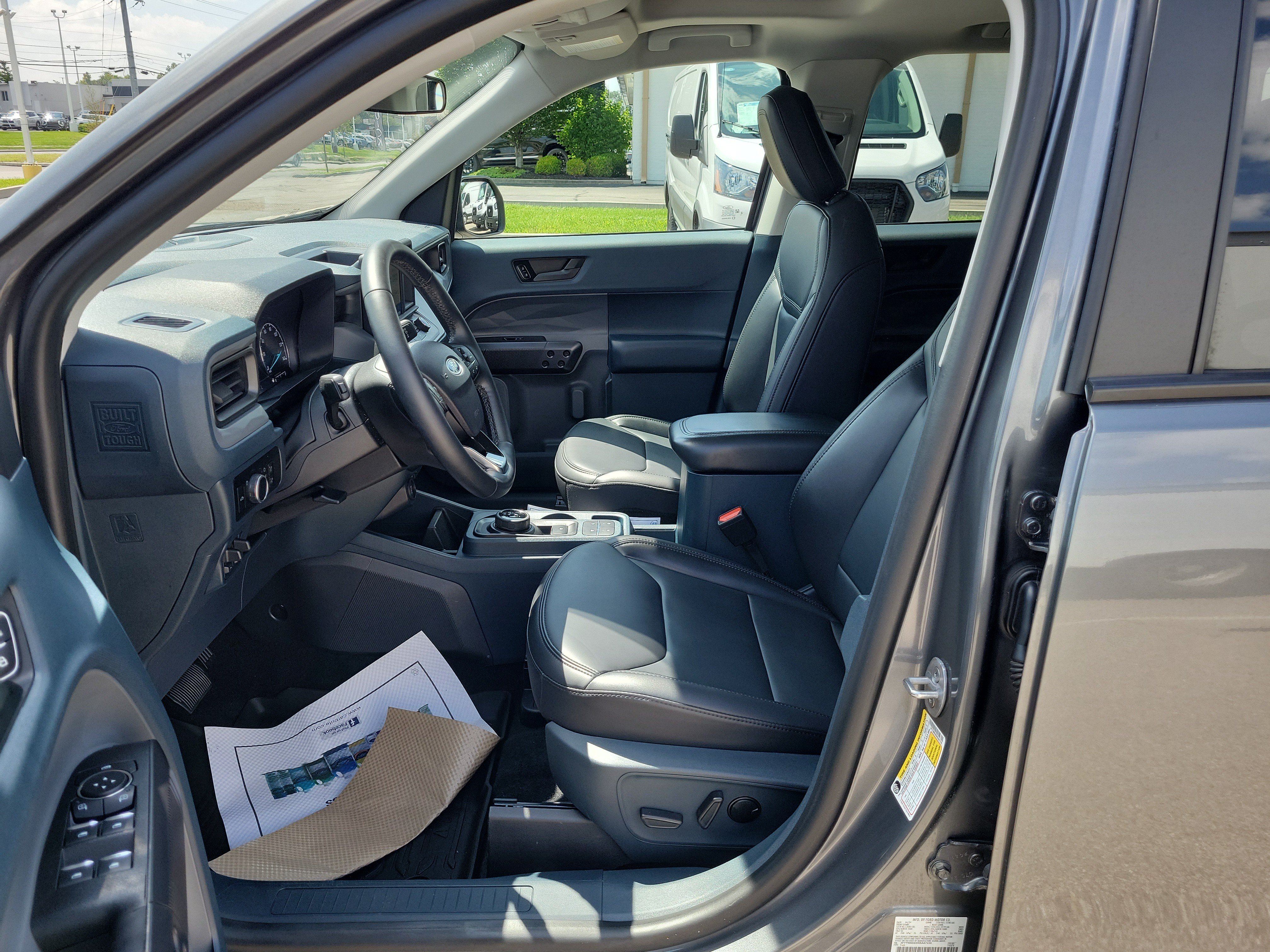 Used 2024 Ford Maverick Lariat w/ Black Appearance Package AWD/4WD image 15