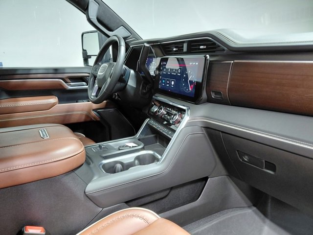 Used 2025 GMC Sierra 2500 Denali Ultimate image 41