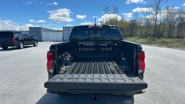 New 2026 Chevrolet Colorado LT w/ LT Convenience Package AWD/4WD image 5