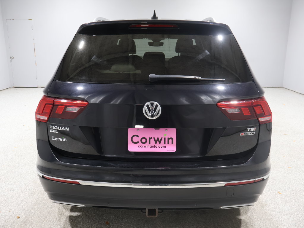 Used 2018 Volkswagen Tiguan SEL Premium AWD/4WD image 3