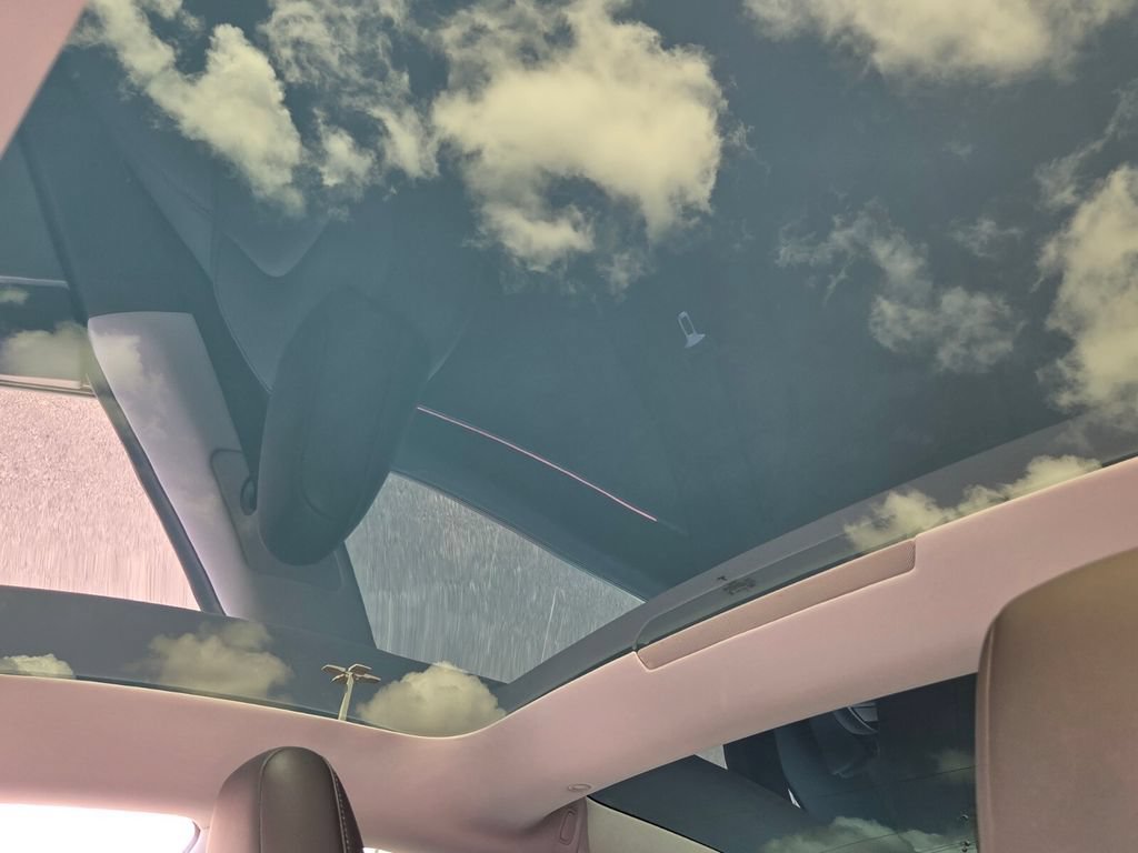Used 2025 Tesla Model 3 RWD image 18