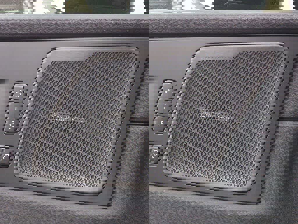 New 2026 Volvo XC60 B5 Plus w/ Protection Package Premier image 30