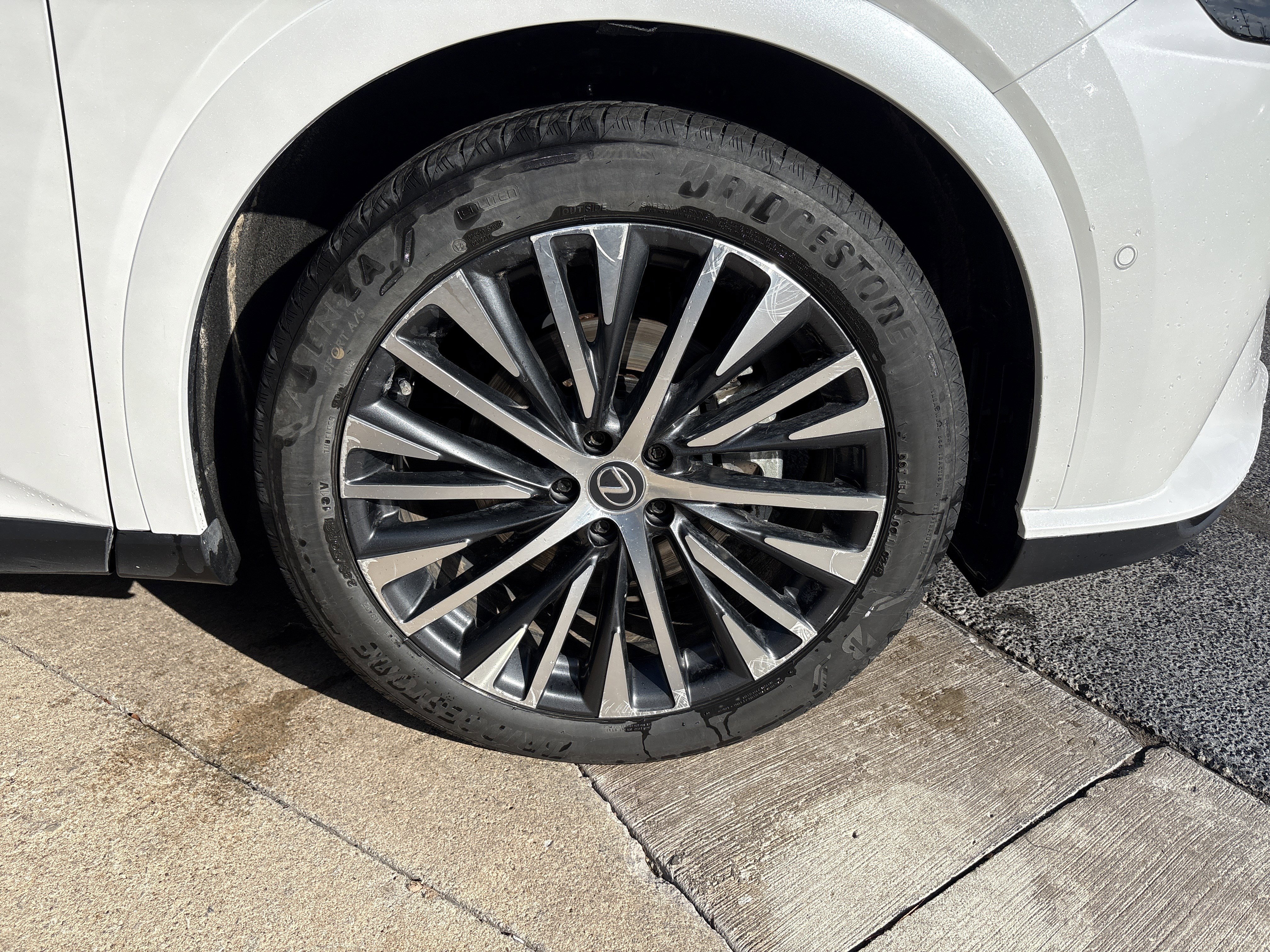 Used 2024 Lexus RX 350 Premium Plus image 13