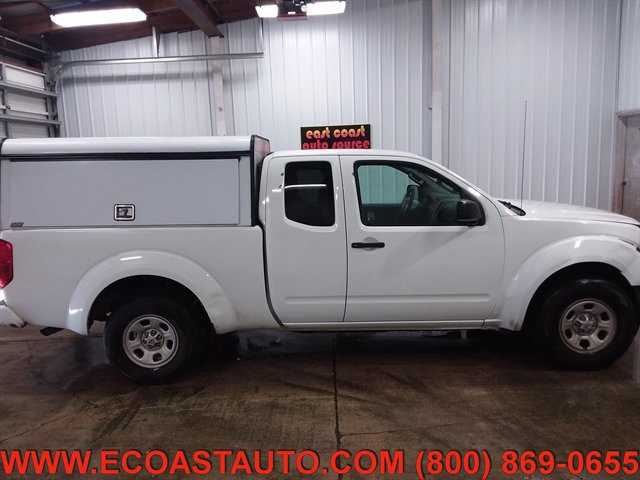 Used 2017 Nissan Frontier S RWD image 2