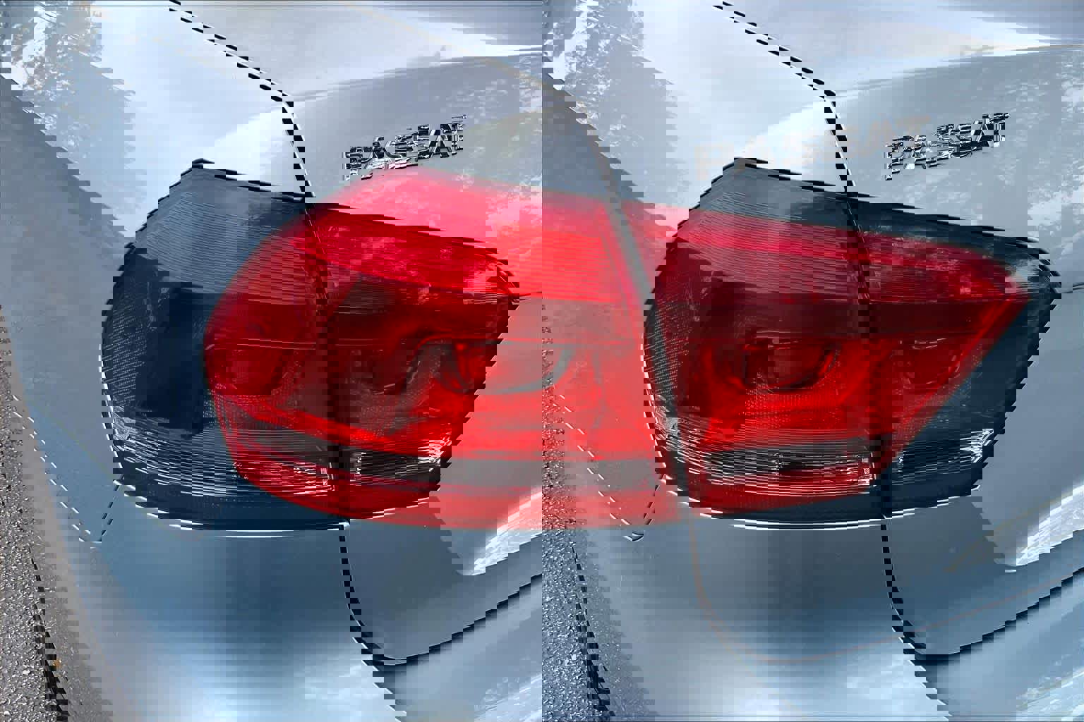 Used 2012 Volkswagen Passat 2.5 SE image 28