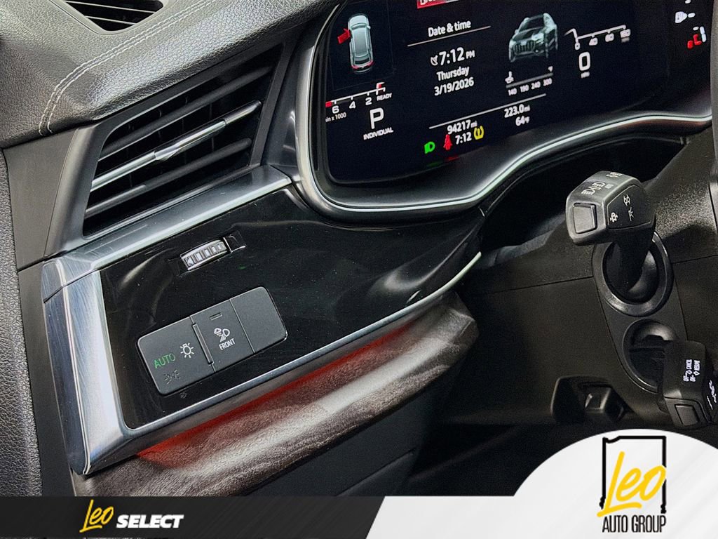 Used 2023 Audi Q8 Premium Plus image 10