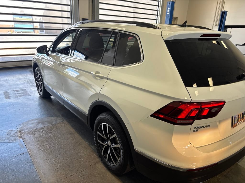 Used 2021 Volkswagen Tiguan SE AWD/4WD image 8