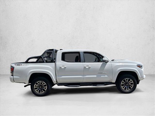 Used 2022 Toyota Tacoma TRD Sport w/ Technology Package RWD image 4