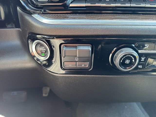 Used 2024 Chevrolet Silverado 2500 LT image 13