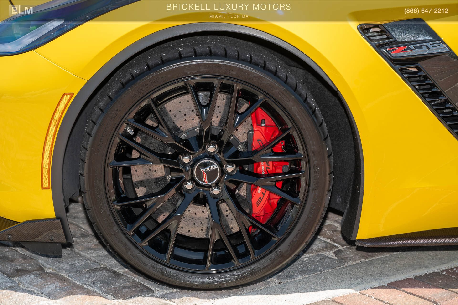 Used 2015 Chevrolet Corvette Z06 w/ 3LZ Preferred Equipment Group RWD image 36