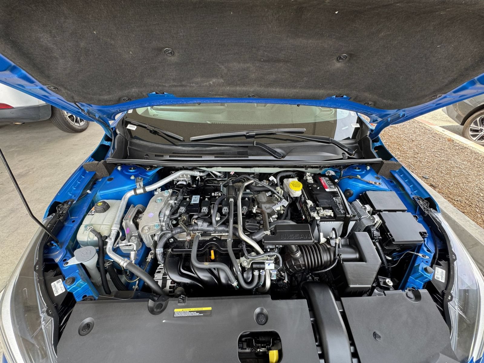 Used 2025 Nissan Sentra SV FWD image 30