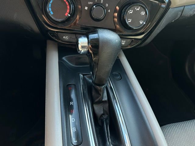 Used 2017 Honda HR-V LX image 29