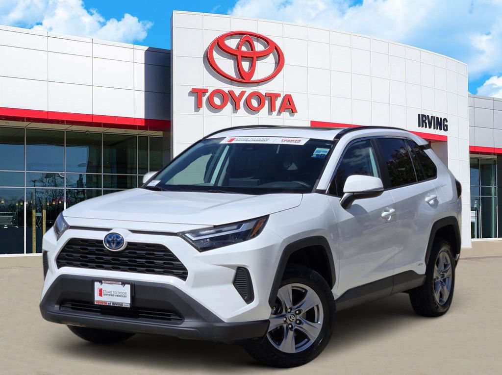 Used 2022 Toyota RAV4 XLE w/ Convenience Package