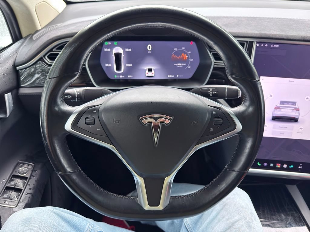 Used 2016 Tesla Model X 75D AWD/4WD image 38