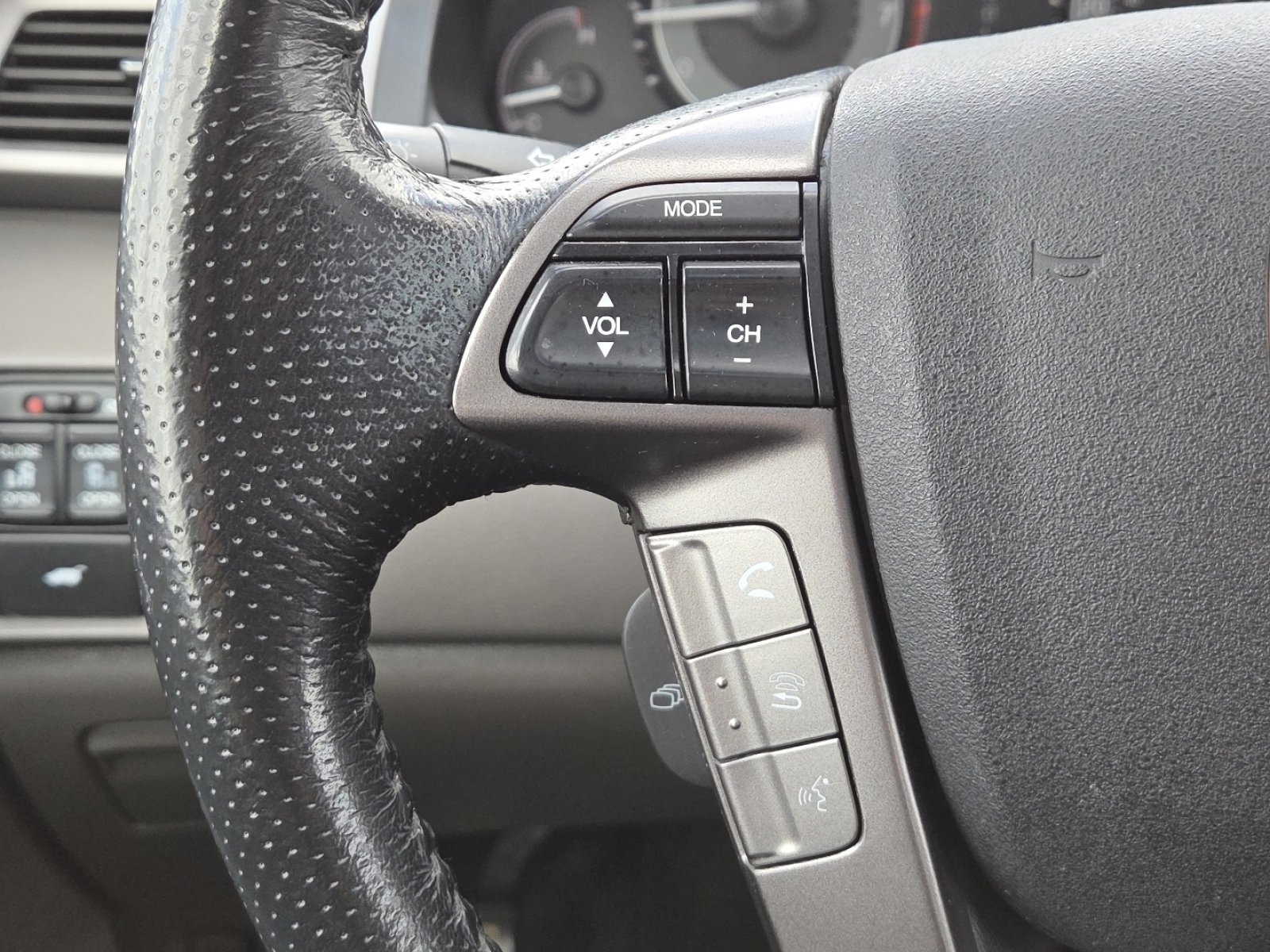 Used 2015 Honda Odyssey EX-L image 29