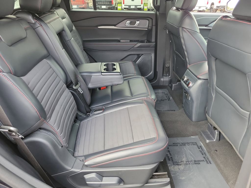 Used 2025 Ford Explorer ST-Line RWD image 20