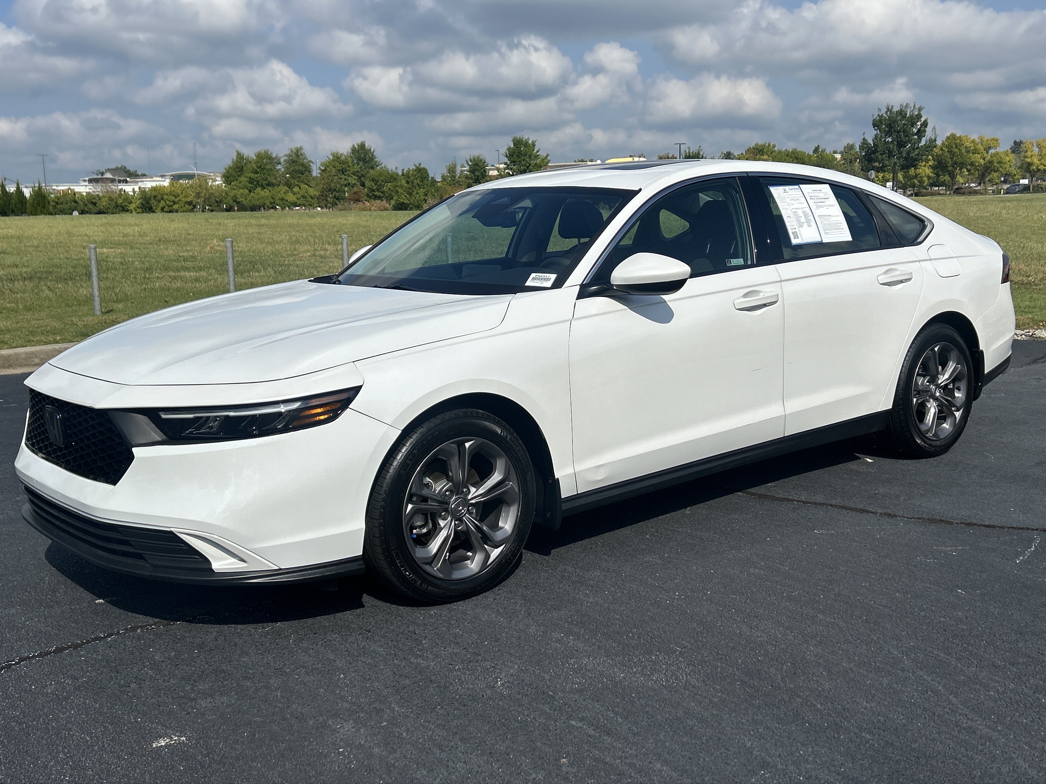 Used 2024 Honda Accord EX image 5