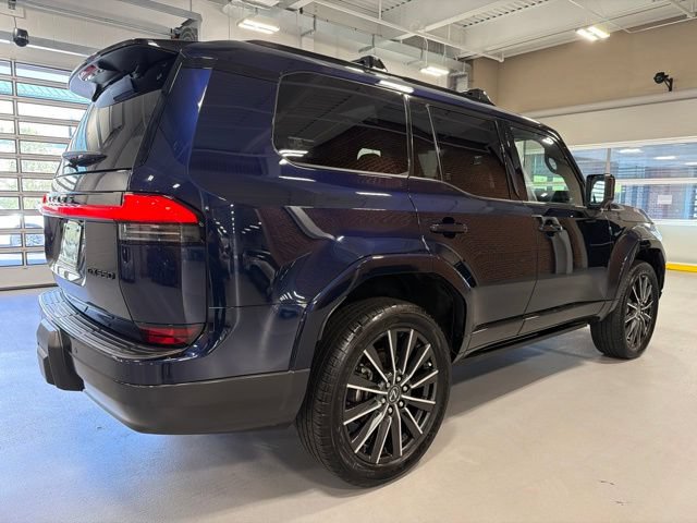 Used 2024 Lexus GX 550 w/ Accessory Package (Z1) AWD/4WD image 7