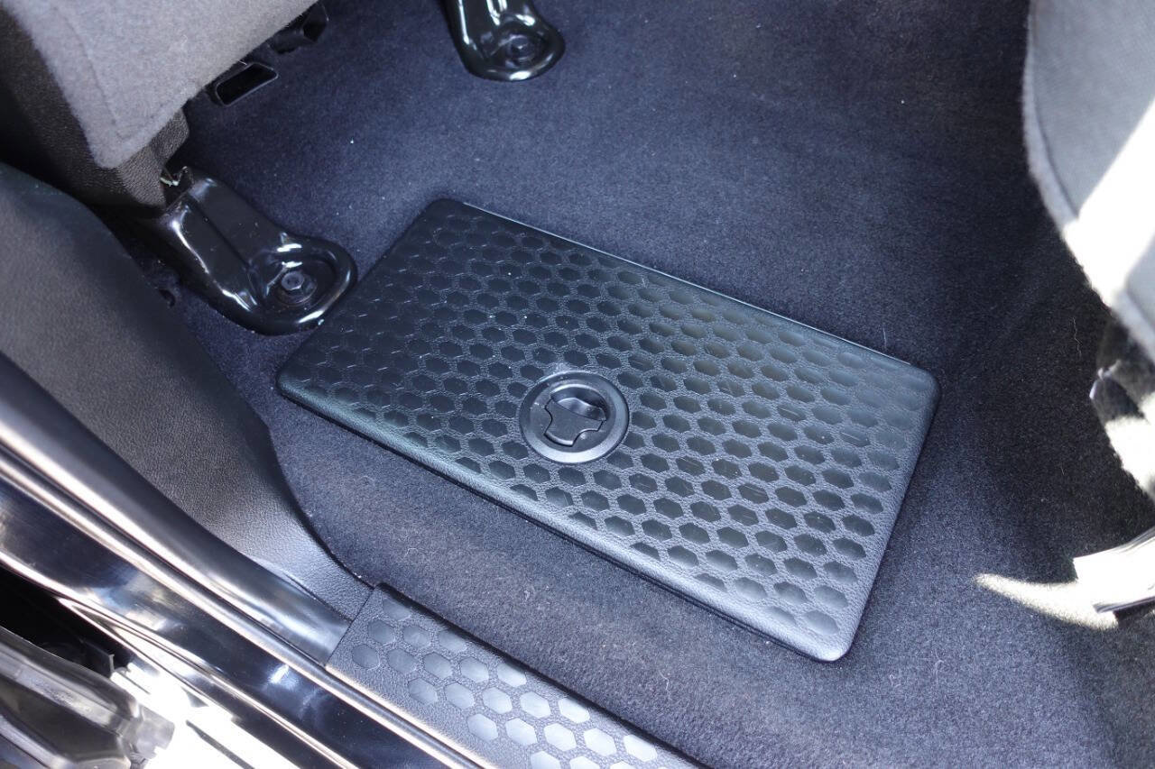 Used 2022 RAM 1500 Classic SLT w/ Electronics Convenience Group image 22