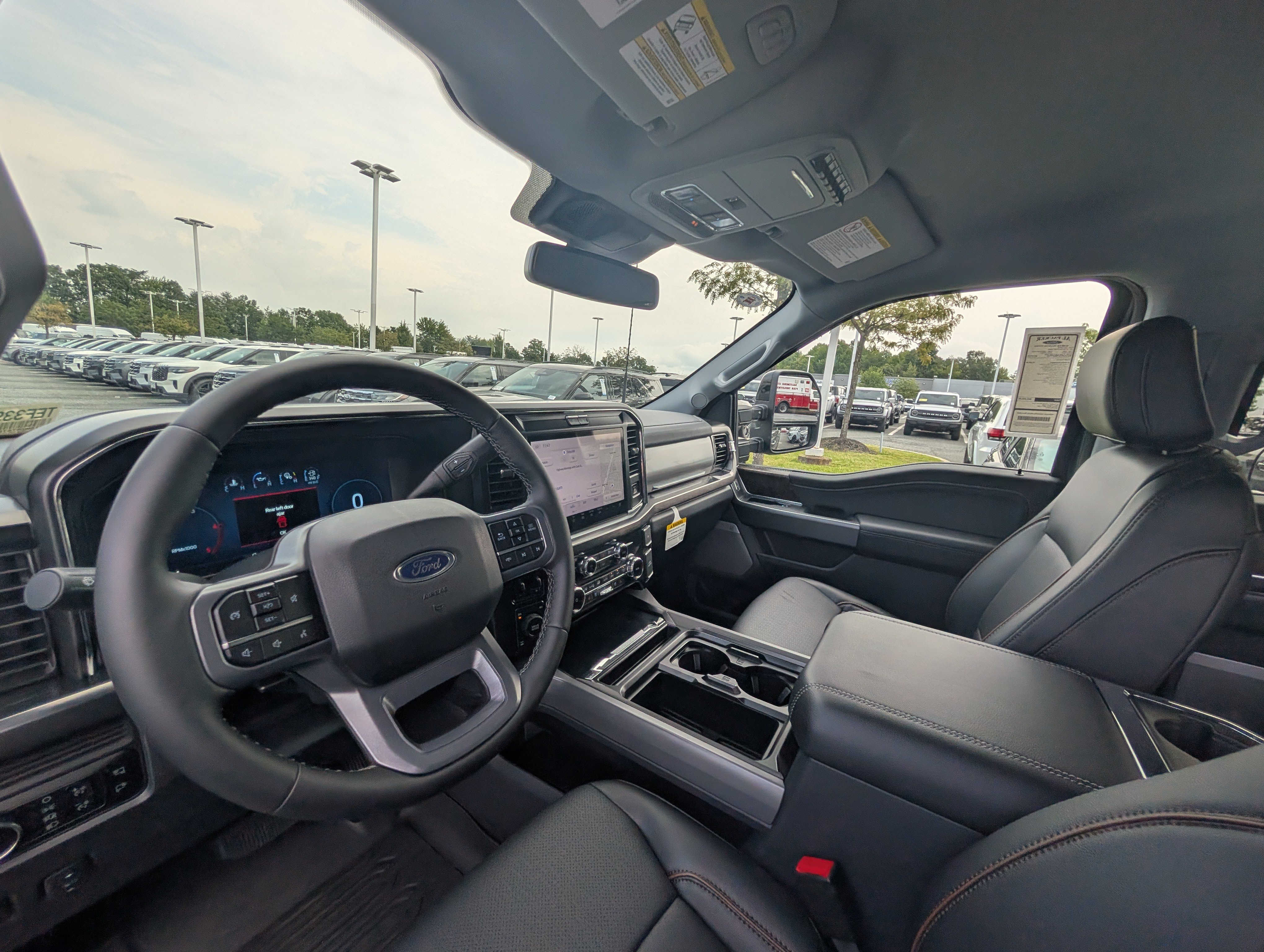 New 2026 Ford F250 Lariat w/ Black Appearance Package AWD/4WD image 11