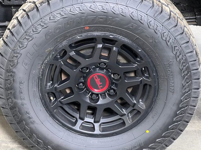 Used 2022 Toyota Tacoma TRD Pro AWD/4WD image 38