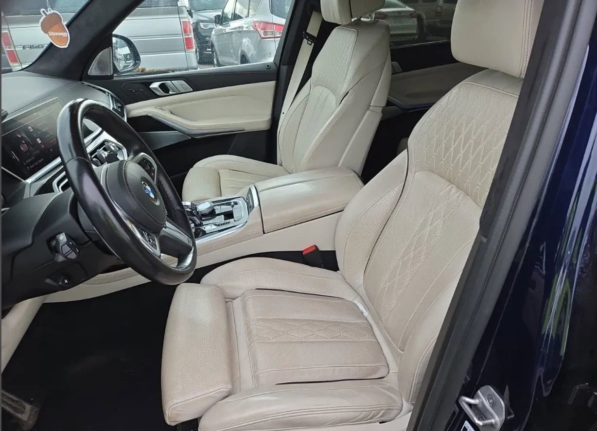 Used 2021 BMW X7 M50i AWD/4WD image 39