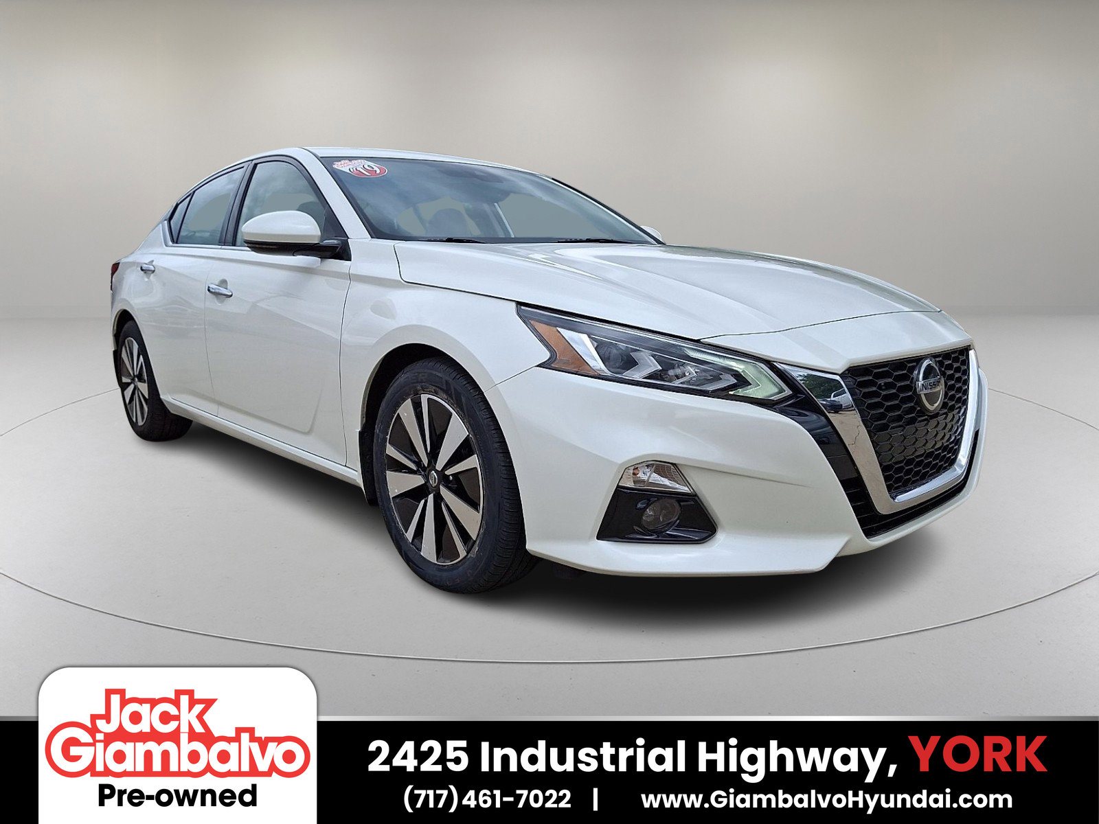 Used 2019 Nissan Altima 2.5 SV FWD image 1