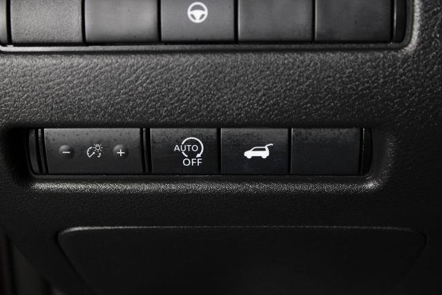 Certified 2024 Nissan Rogue SV FWD image 24