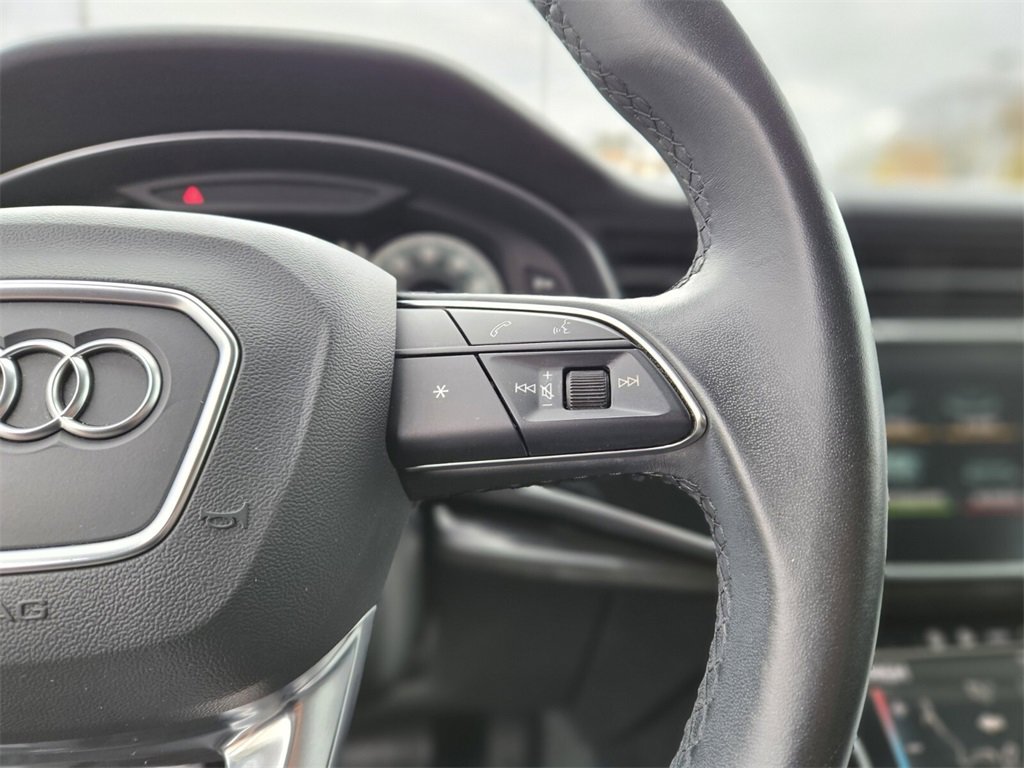 Used 2022 Audi Q7 3.0T Premium image 26
