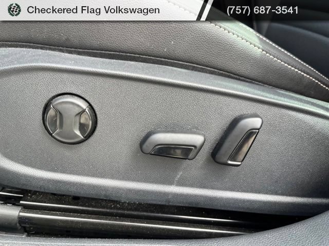 Used 2022 Volkswagen Jetta SE FWD image 24