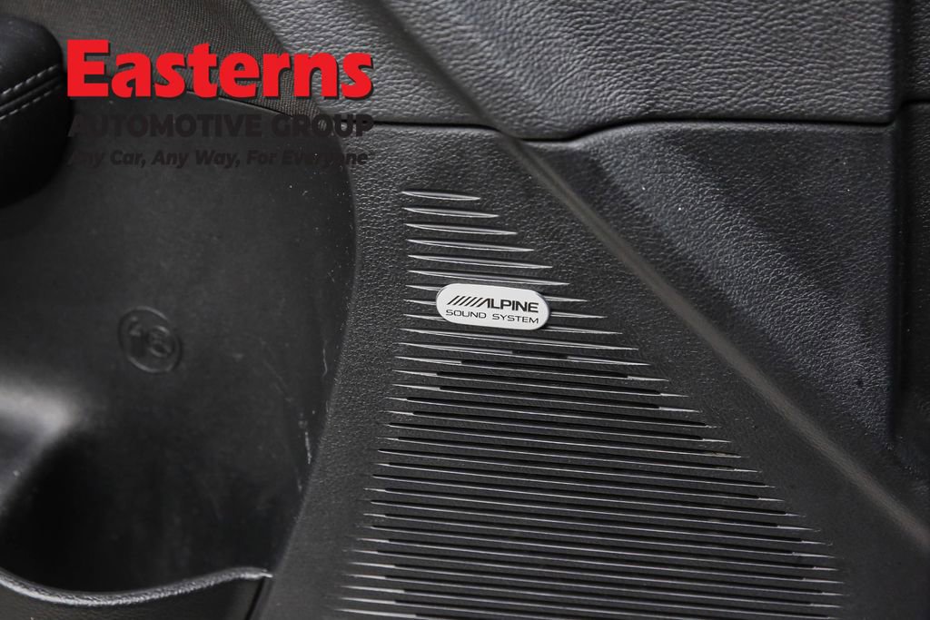 Used 2023 Dodge Challenger SXT image 21