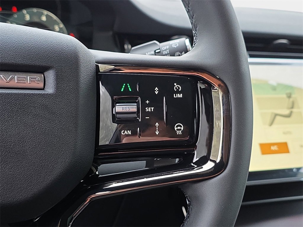 New 2026 Land Rover Range Rover Evoque Dynamic SE image 18