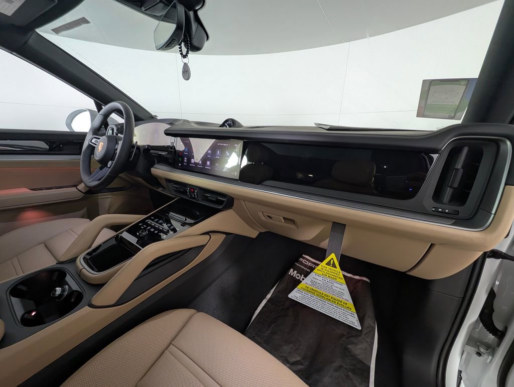 New 2026 Porsche Cayenne Coupe image 18